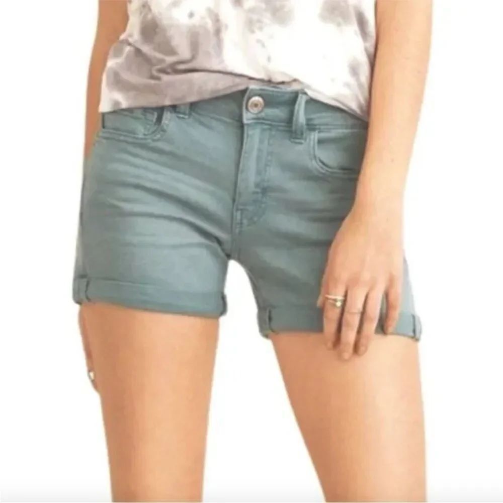 American Eagle Outfitters Super Stretch Midi Shorts Women Size 6